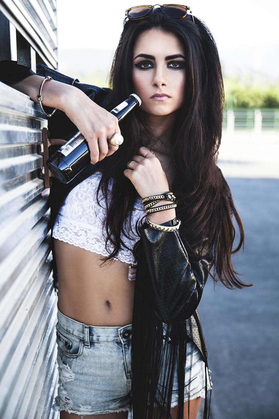 Sassy girls’s look of the day — catch her live in Kyoto