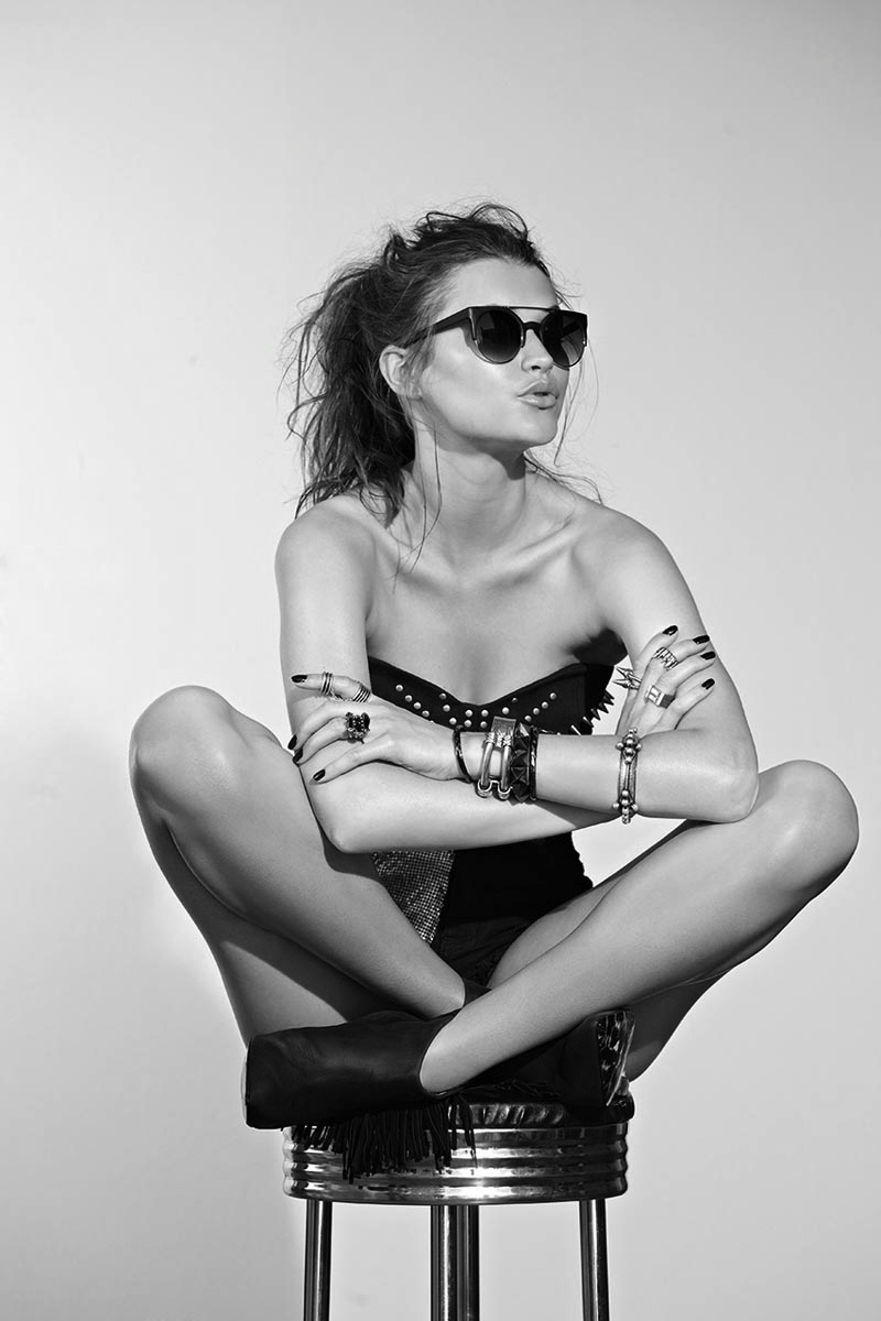 Sassy girls in Kyoto — step in, relax, and chat live