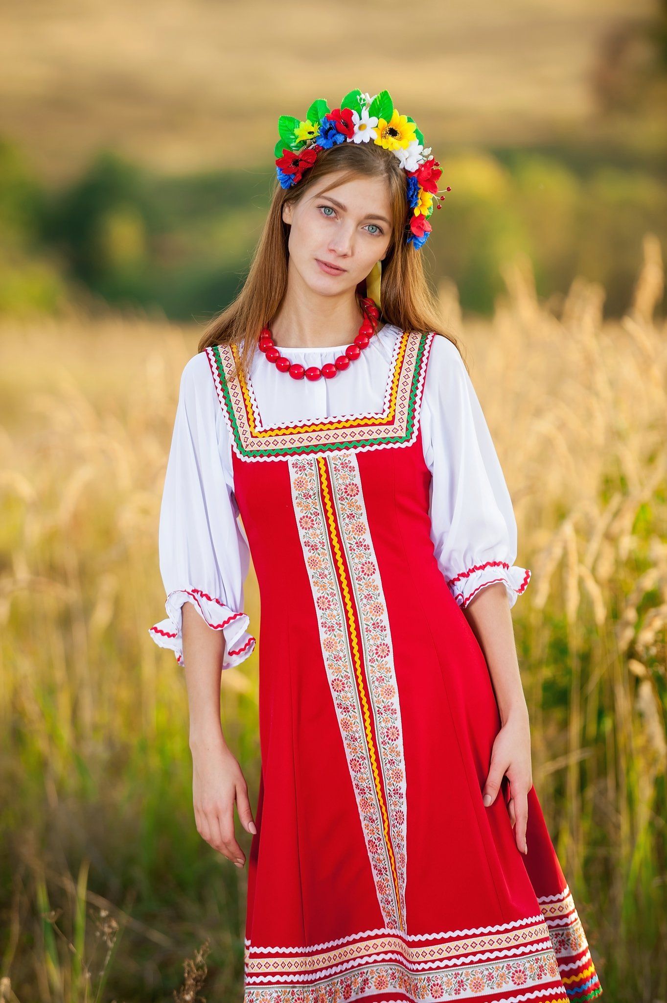 Women in Slavic costumes in Kyoto — step in, relax, and chat live