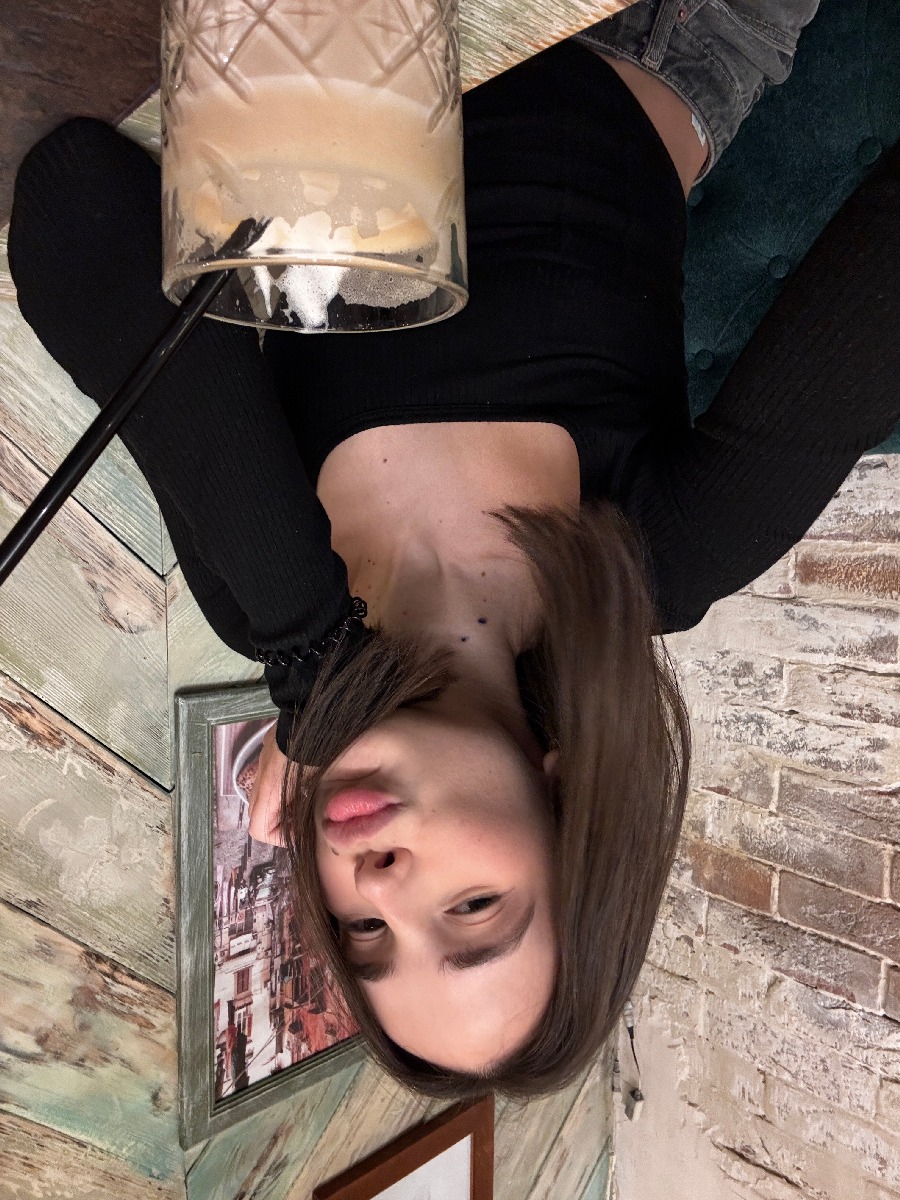 Fresh photos, fresh mood — Tina online in Kyoto